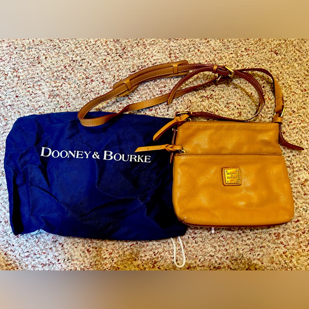 Dooney and Bourke tan crossbody